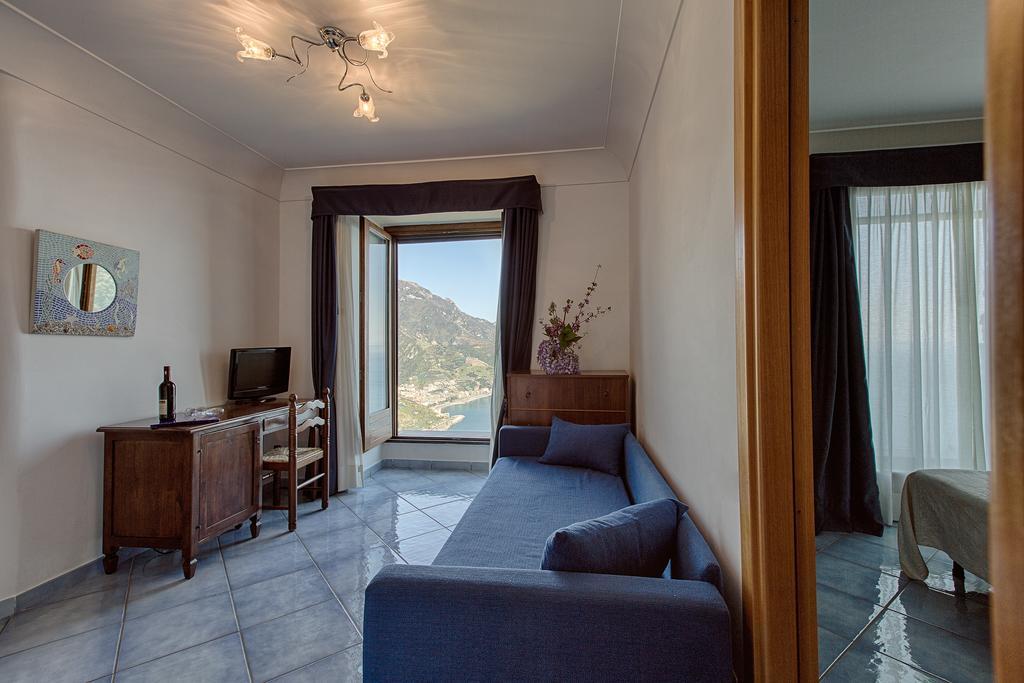 Giuliana'S View Hotell Ravello Rum bild